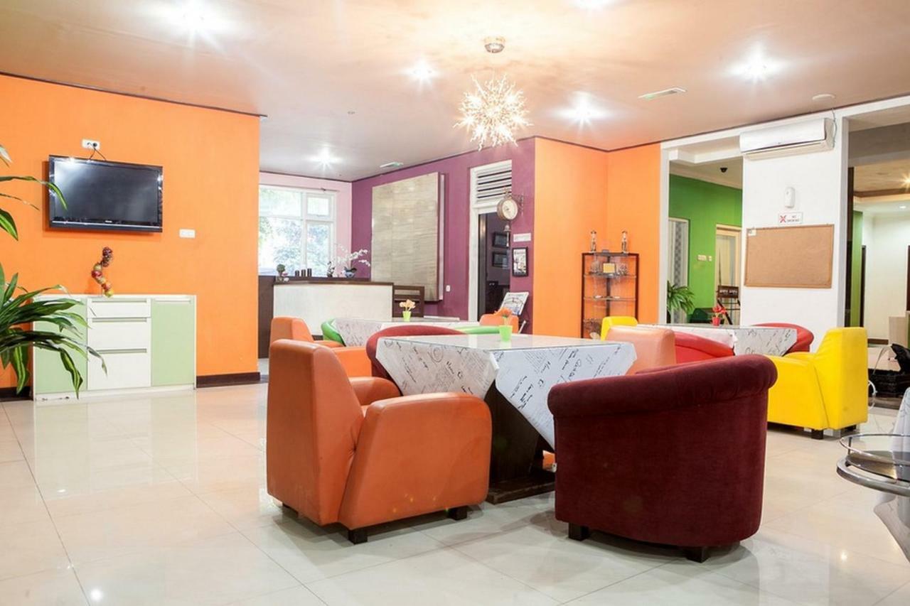 Reddoorz Plus @ Talaga Bodas باندونج المظهر الخارجي الصورة